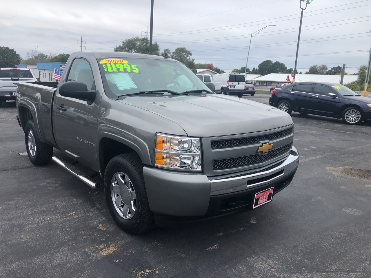 Chevrolet Silverado 1500 4WD Reg Cab 119.0" Work Truck 2009