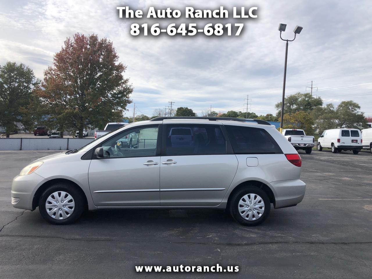 2004 Toyota Sienna 5dr CE FWD 7-Passenger (Natl)