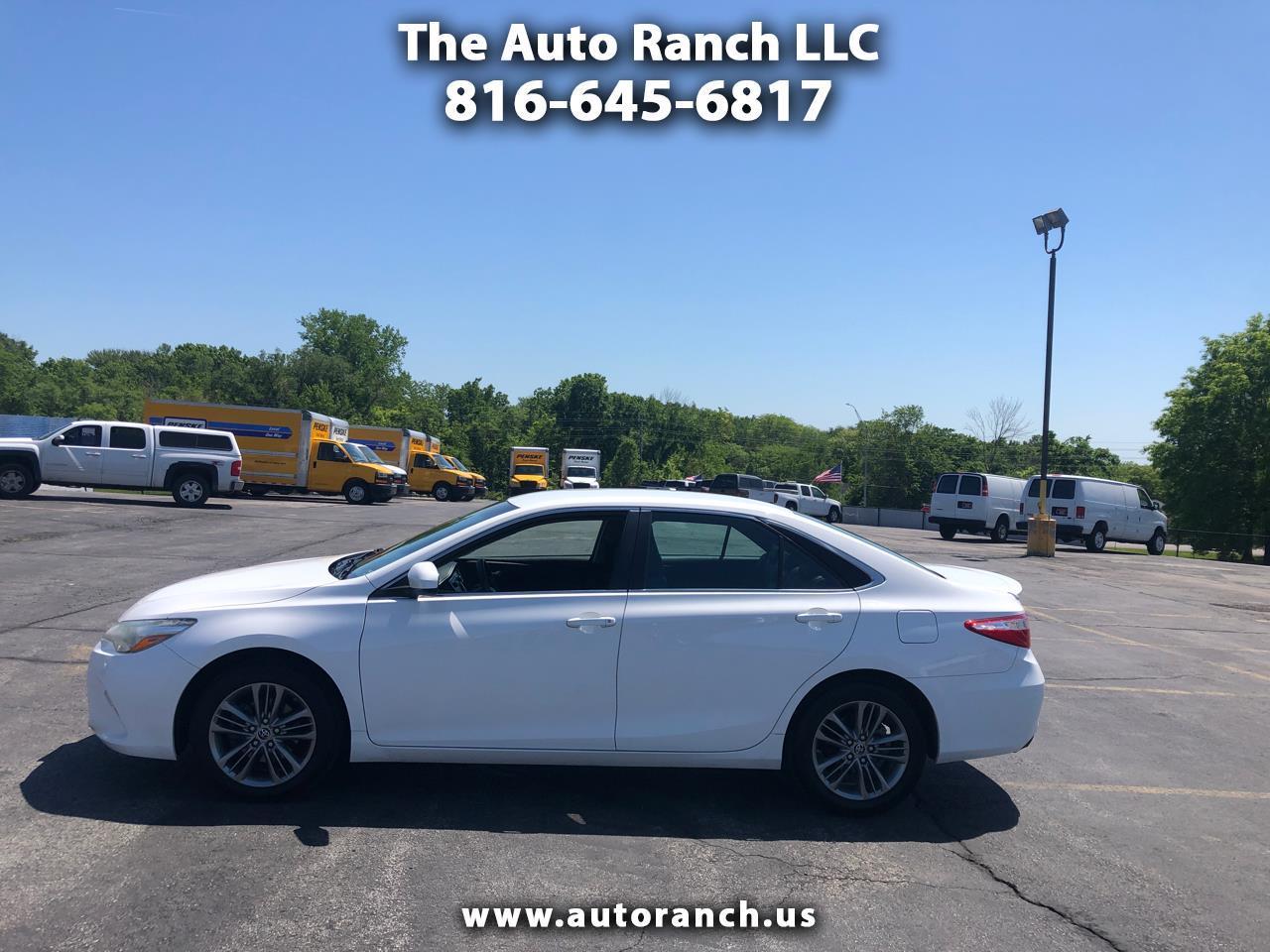 2015 Toyota Camry 4dr Sdn I4 Auto XLE (Natl)