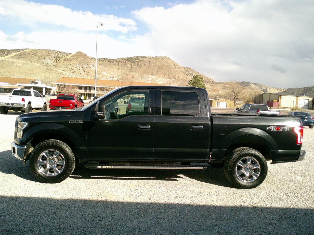 Ford F-150 XLT SuperCrew 5.5-ft. Bed 4WD 2015