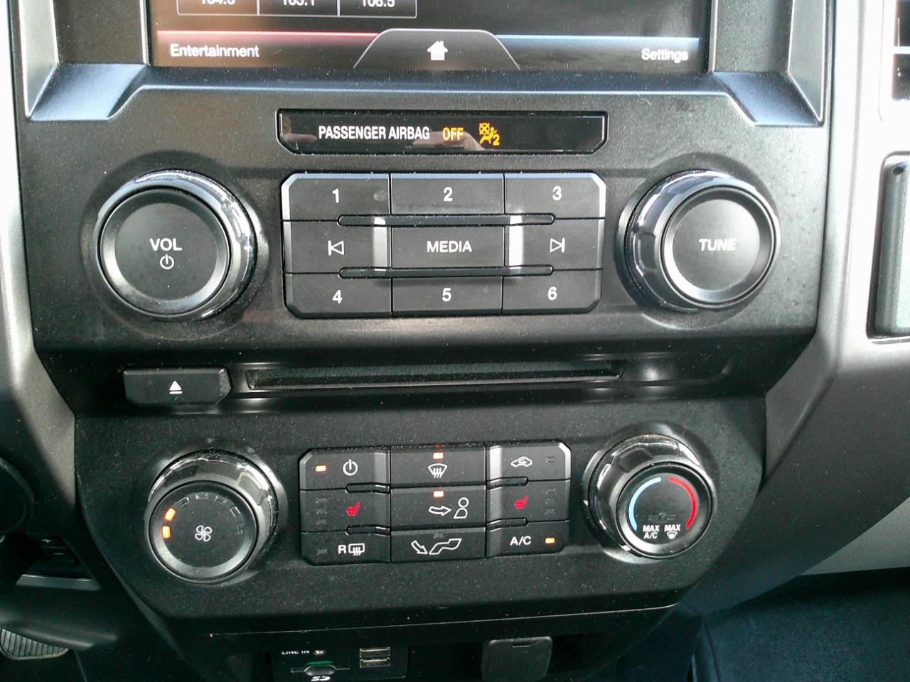 Ford F-150 XLT SuperCrew 5.5-ft. Bed 4WD 2015