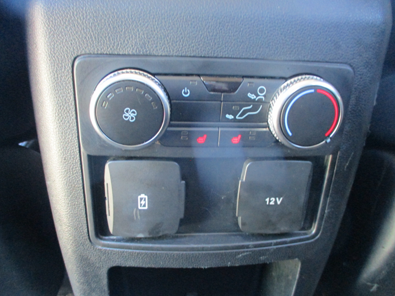 Ford Explorer XLT AWD 2020 Ford Explorer XLT AWD 2020