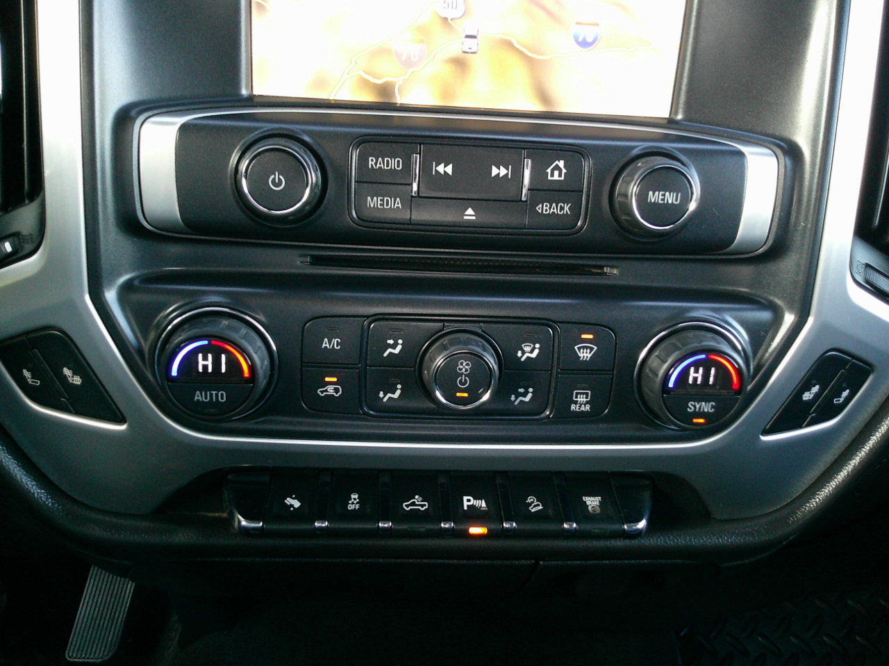 GMC Sierra 2500HD SLT Crew Cab 4WD 2015