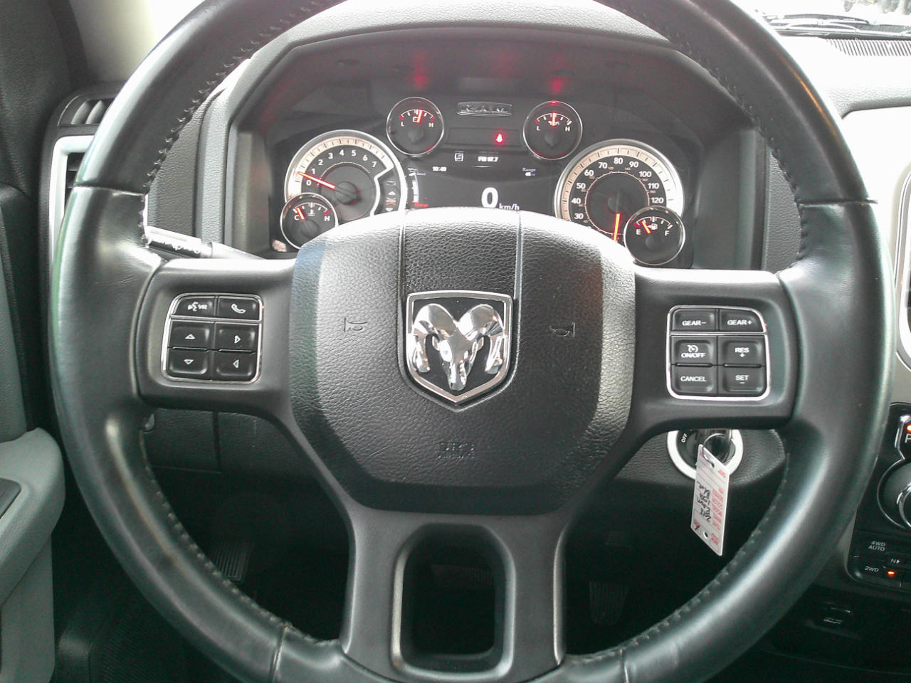 RAM 1500 Big Horn Crew Cab 4WD 2018