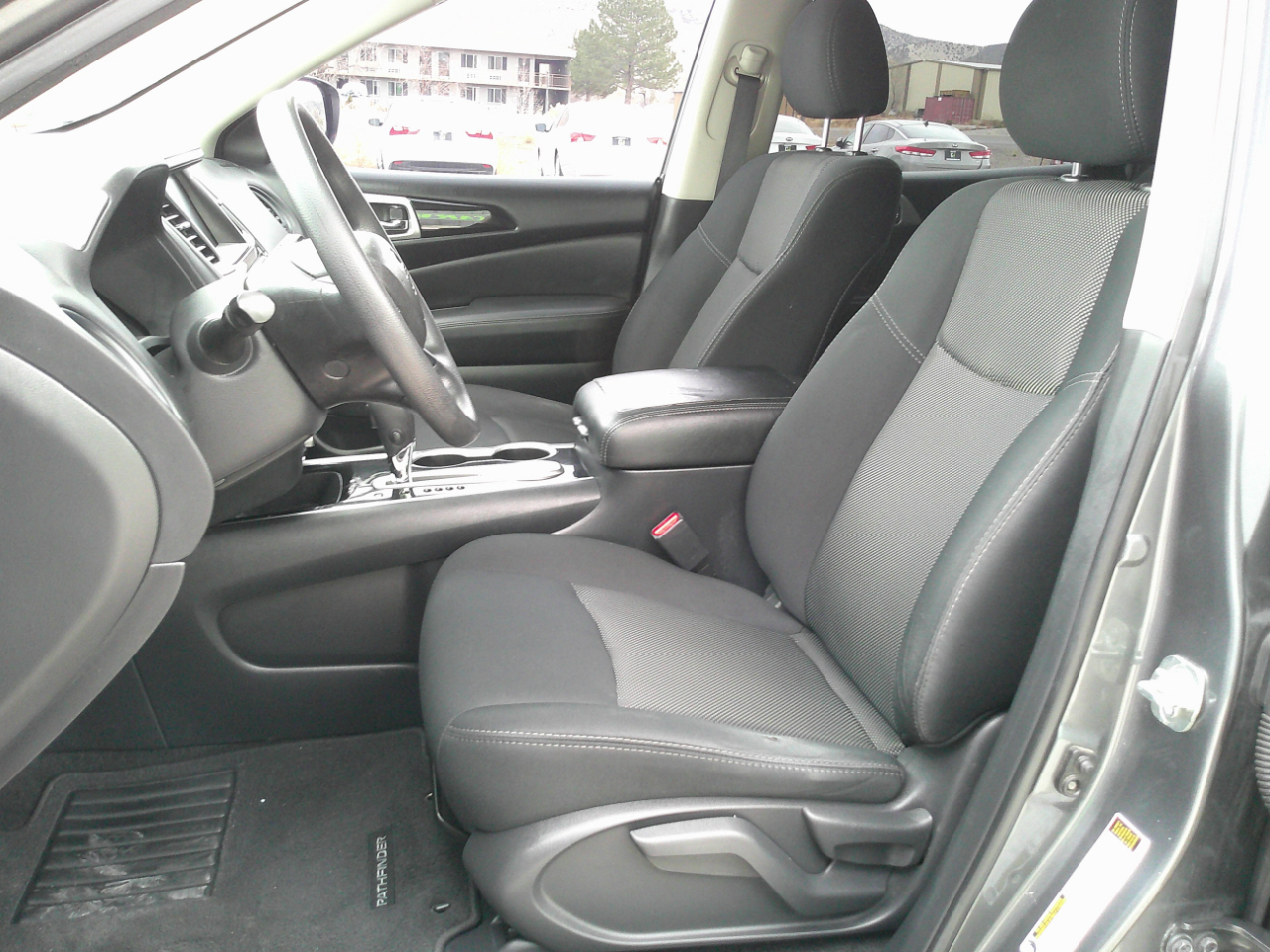 Nissan Pathfinder S 2WD 2019