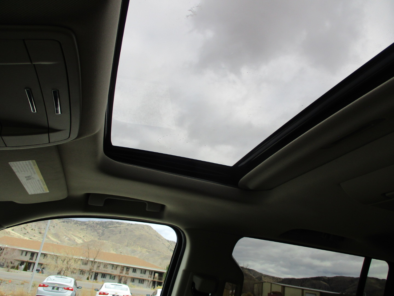 Chevrolet Suburban LT 4WD 2018