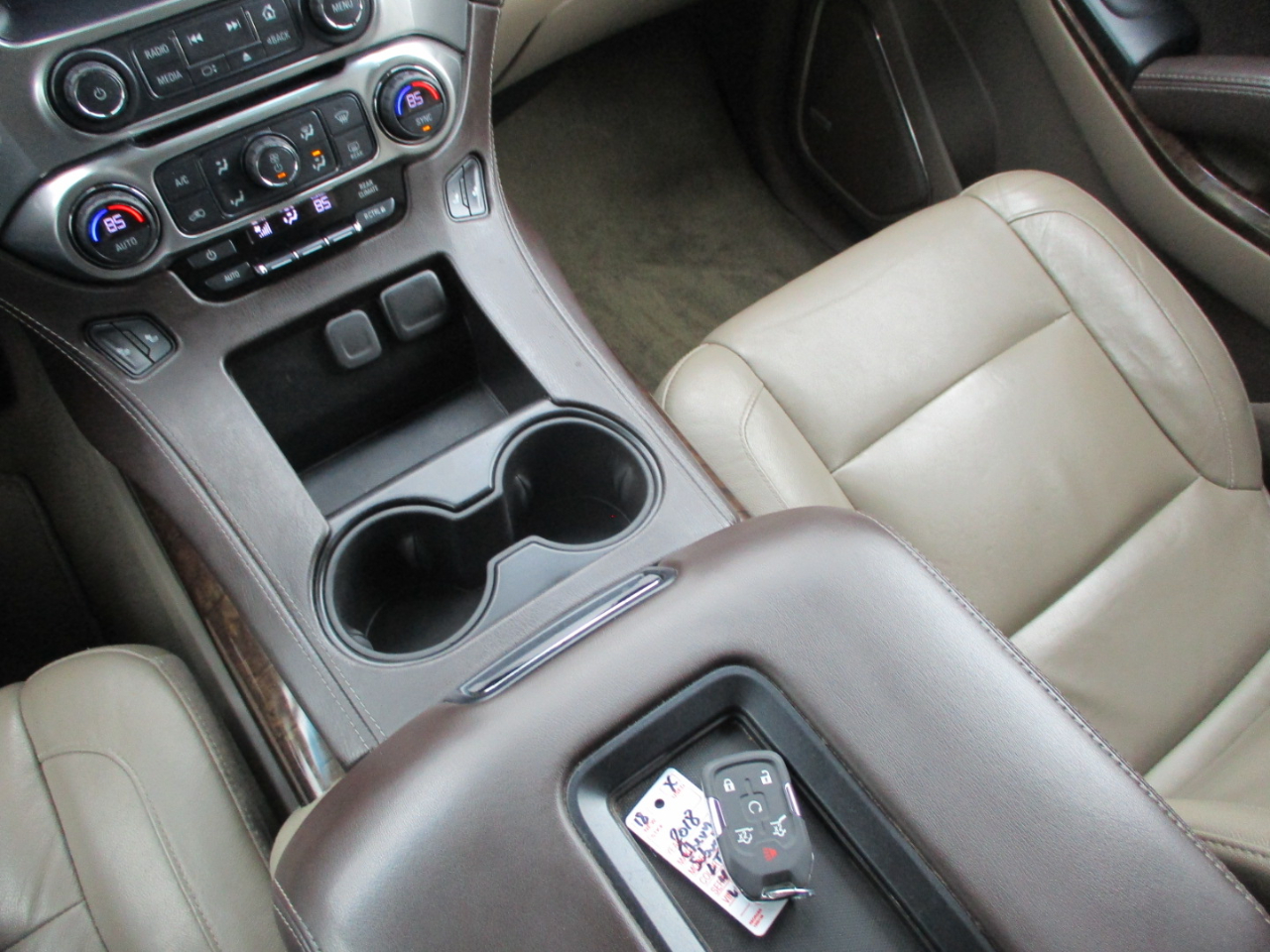 Chevrolet Suburban LT 4WD 2018