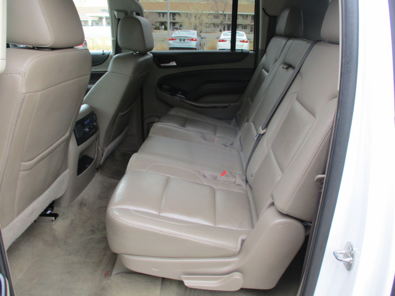 Chevrolet Suburban LT 4WD 2018