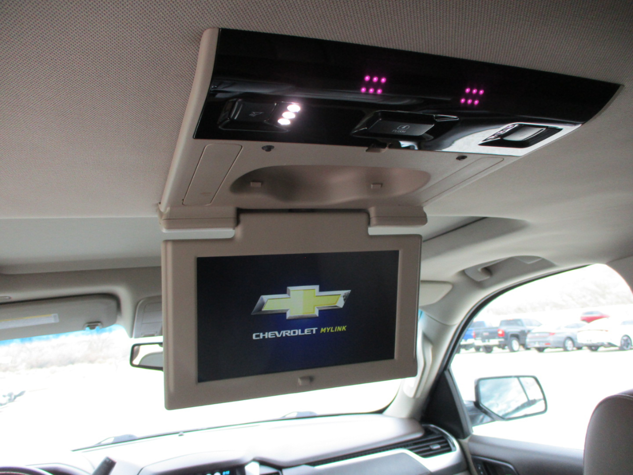 Chevrolet Suburban LT 4WD 2018