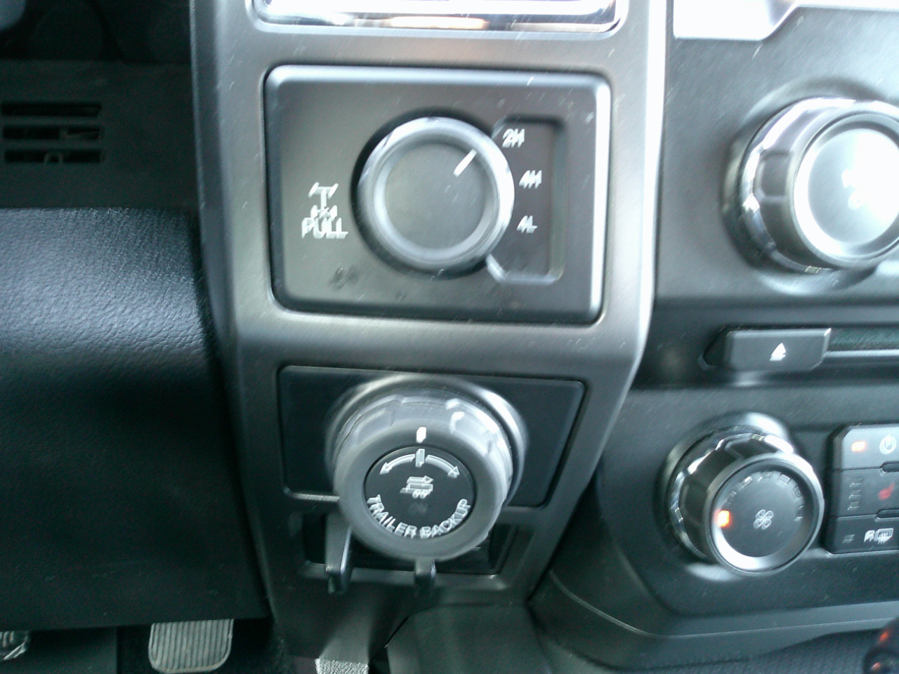 Ford F-150 XLT SuperCrew 5.5-ft. Bed 4WD 2016