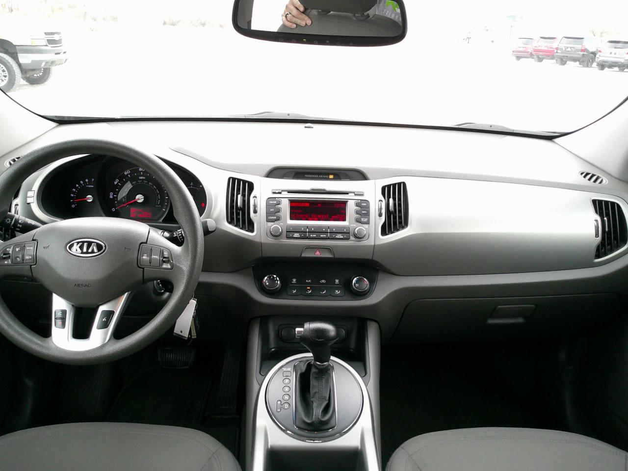 Kia Sportage LX FWD 2012