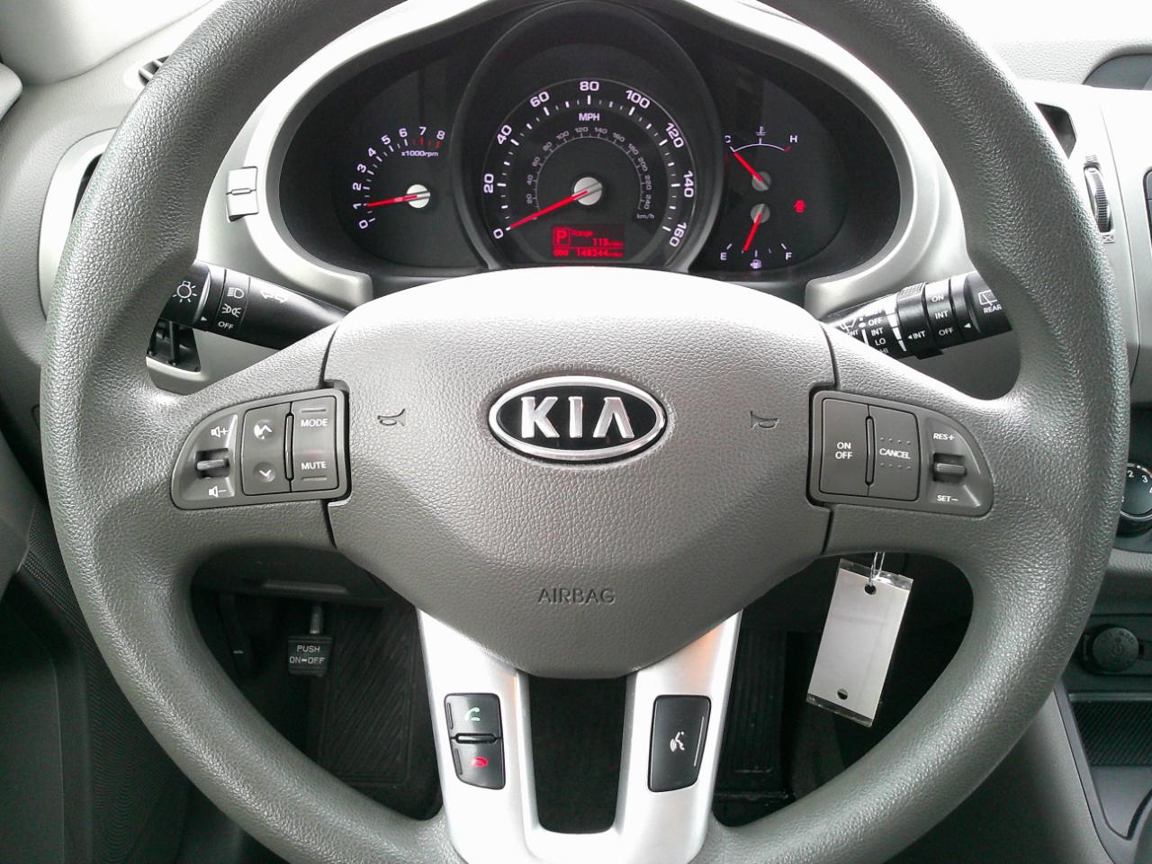 Kia Sportage LX FWD 2012