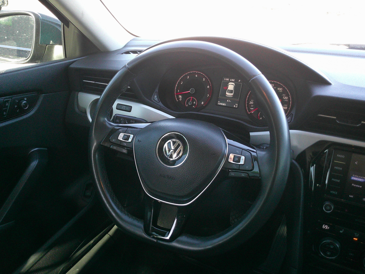 Volkswagen Passat SE 2021