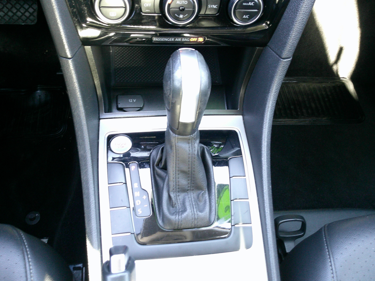 Volkswagen Passat SE 2021