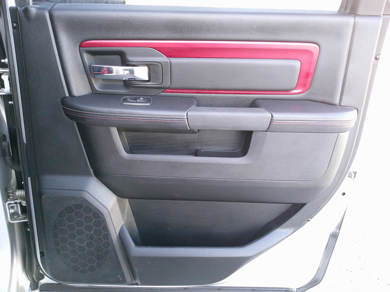 RAM 1500 Rebel Crew Cab SWB 4WD 2017