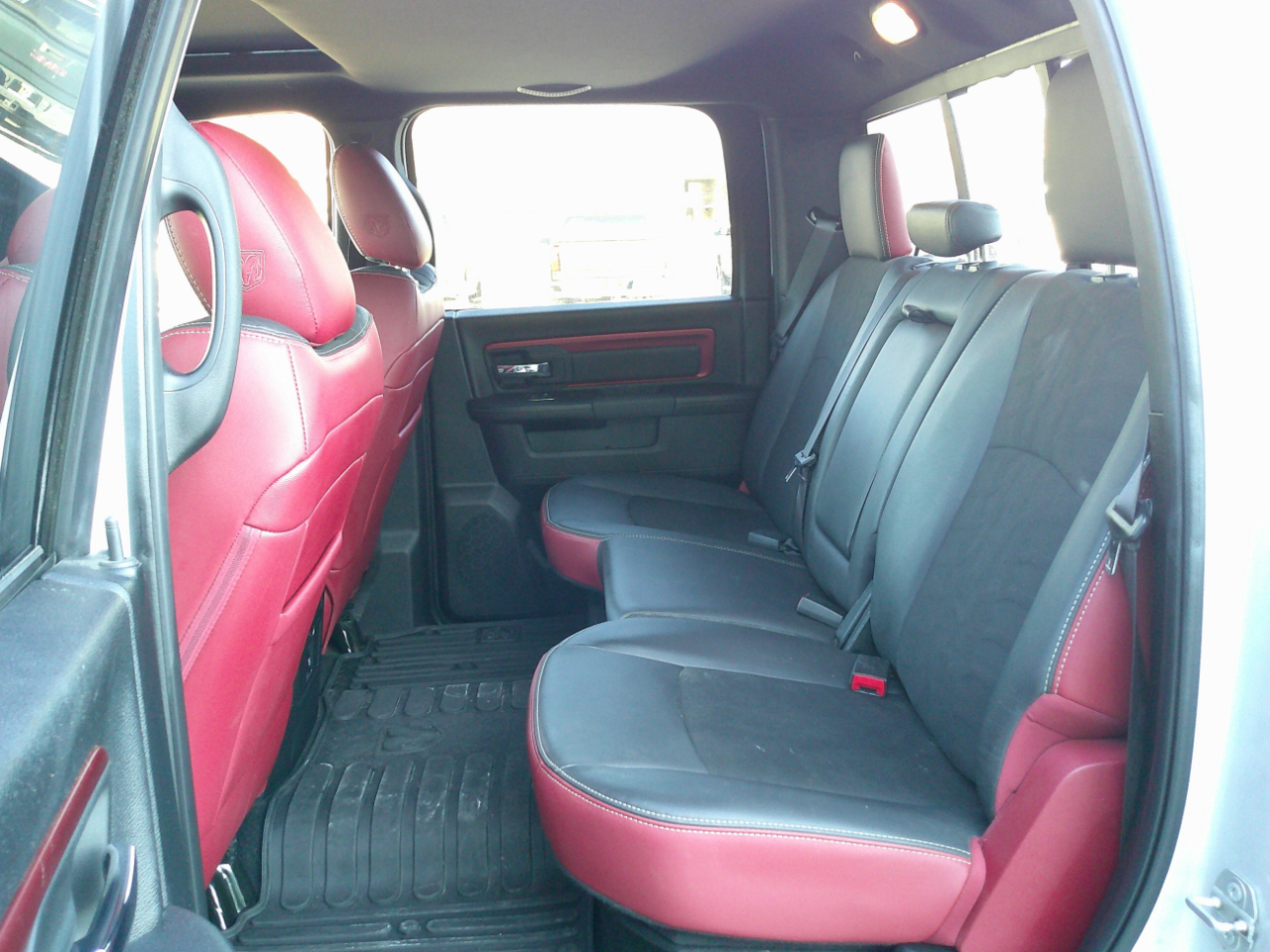 RAM 1500 Rebel Crew Cab SWB 4WD 2017