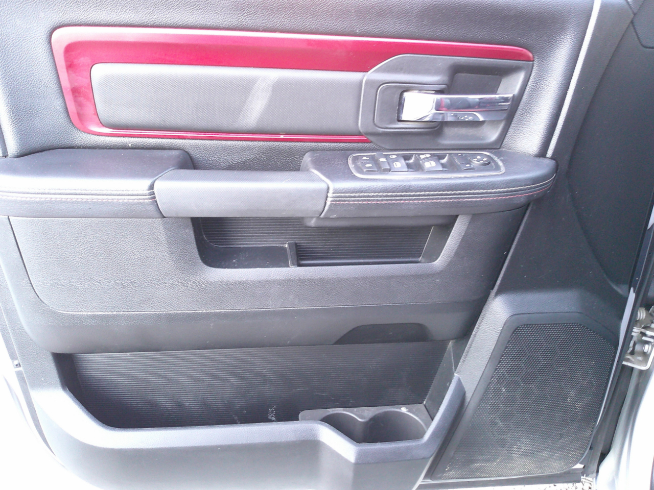 RAM 1500 Rebel Crew Cab SWB 4WD 2017