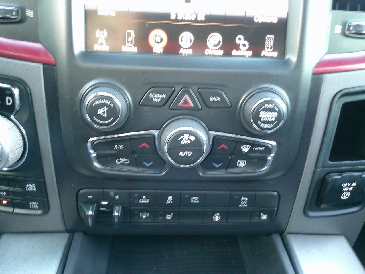 RAM 1500 Rebel Crew Cab SWB 4WD 2017