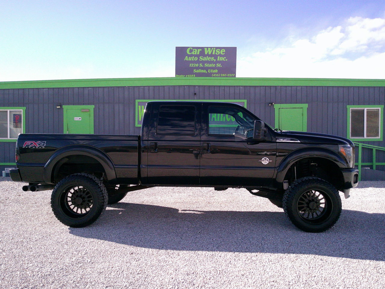 Ford F-350 SD Lariat Crew Cab 4WD 2013