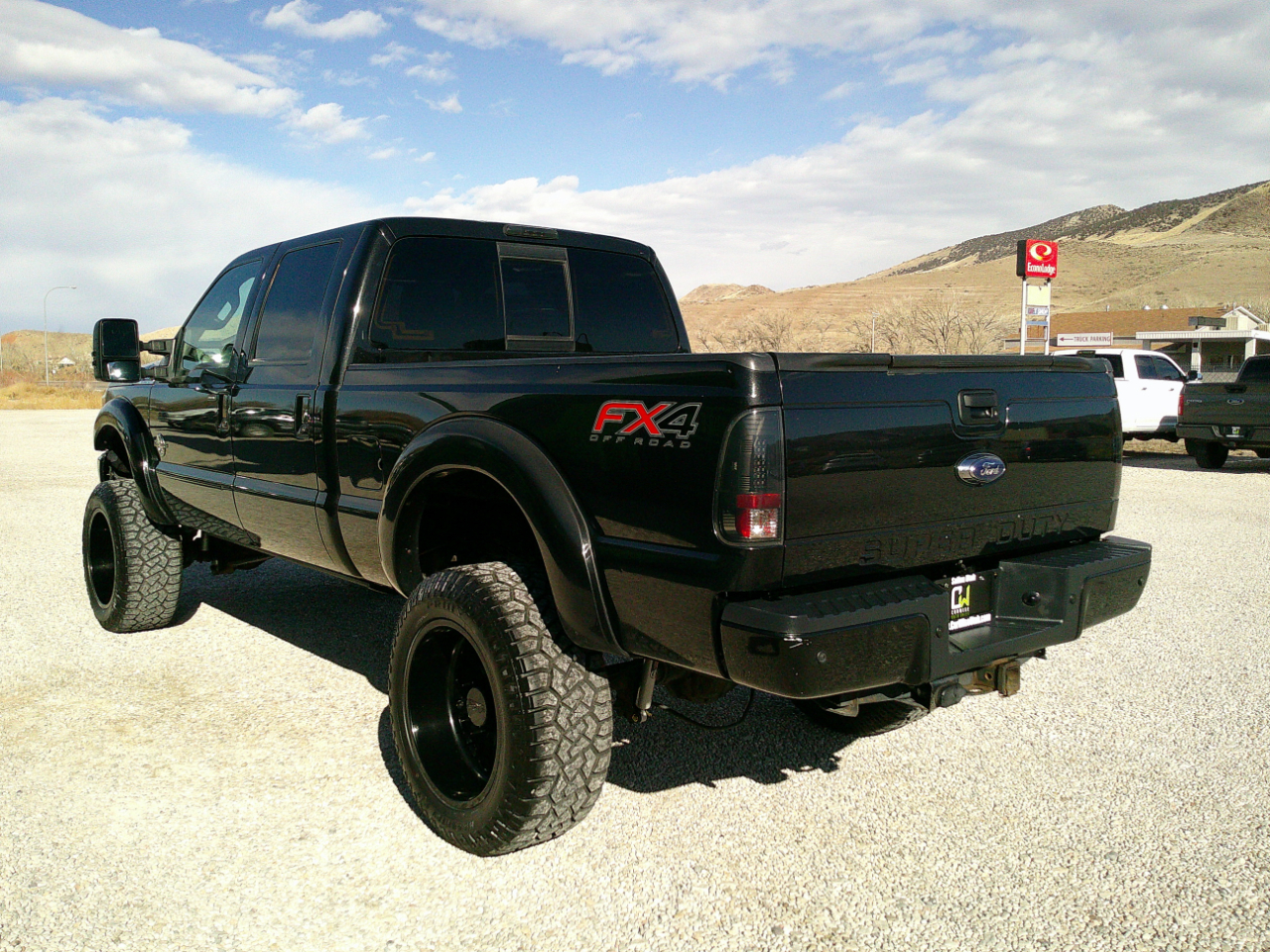 Ford F-350 SD Lariat Crew Cab 4WD 2013