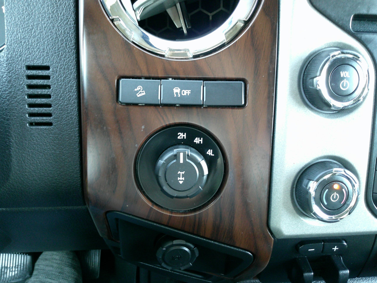 Ford F-350 SD Lariat Crew Cab 4WD 2013