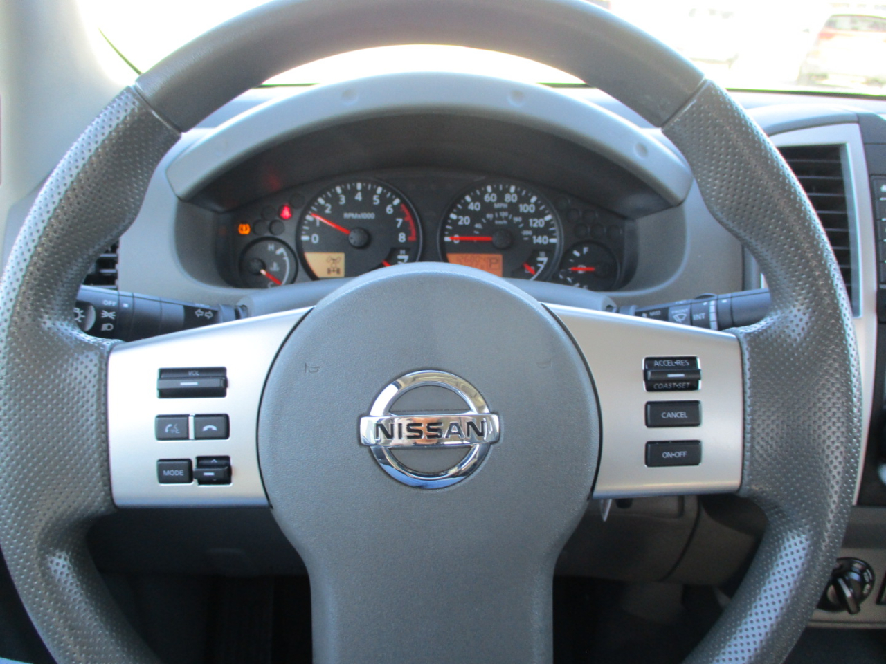 Nissan Frontier SV Crew Cab 4X4 V6 2019