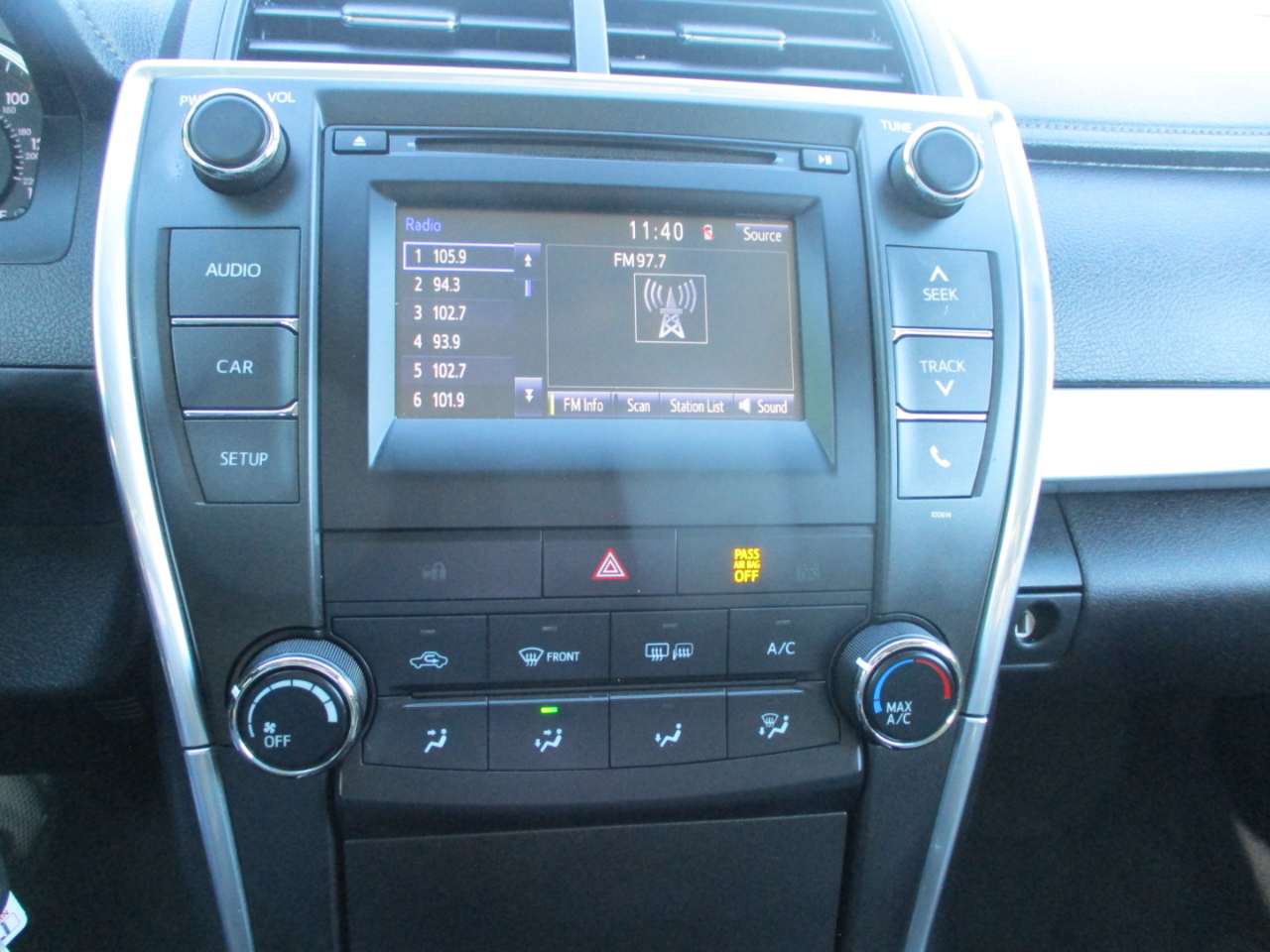 Toyota Camry SE 2017