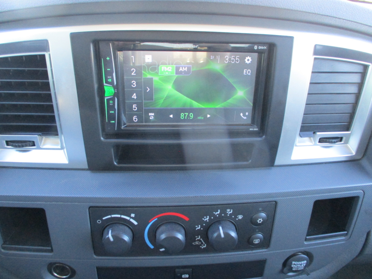 Dodge Ram 2500 Laramie Quad Cab 4WD 2007