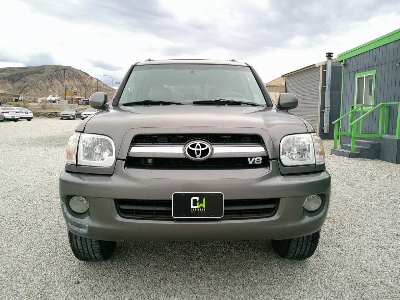 Toyota Sequoia SR5 4WD 2006