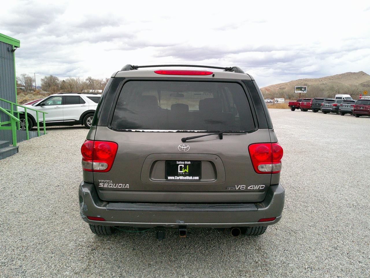 Toyota Sequoia SR5 4WD 2006