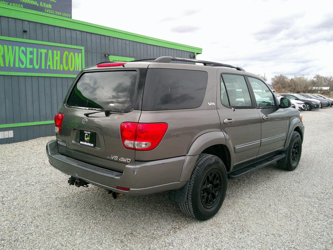 Toyota Sequoia SR5 4WD 2006