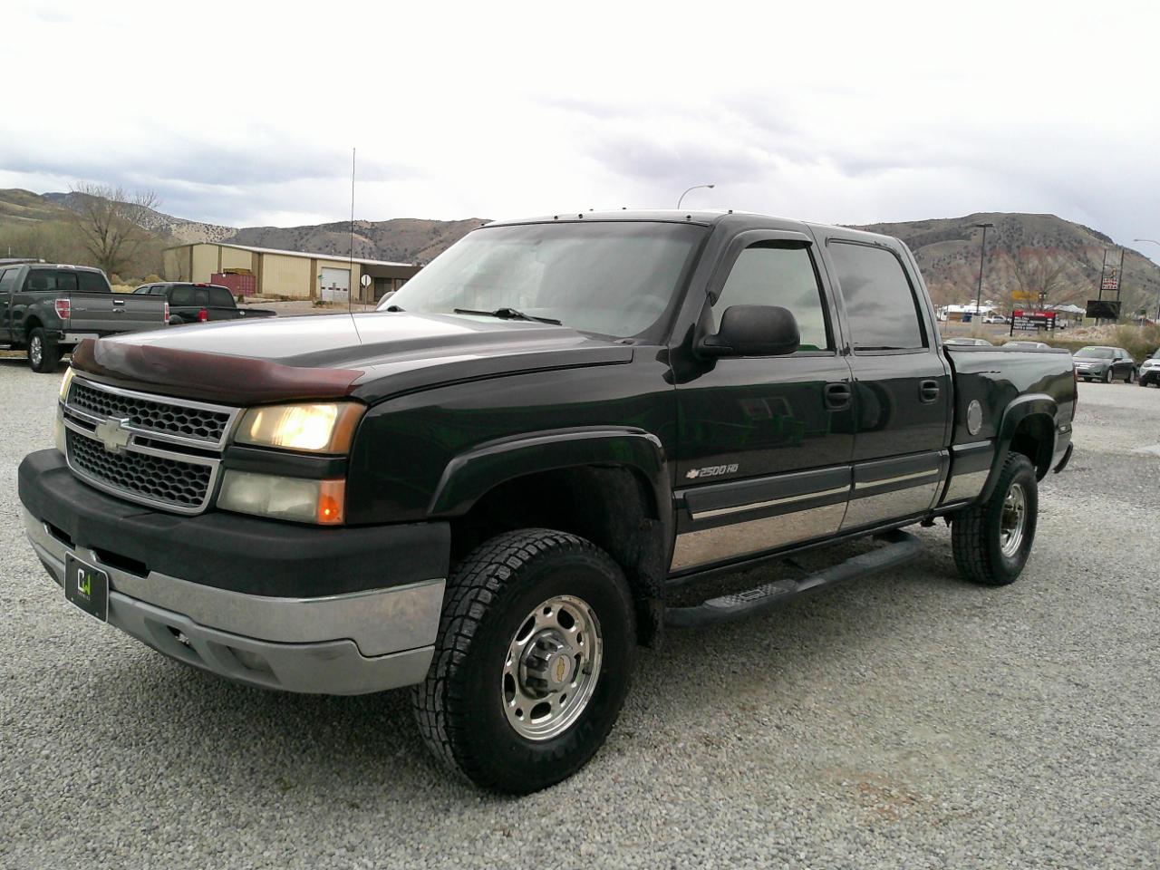 Chevrolet Silverado 2500HD LT Crew Cab 4WD 2005
