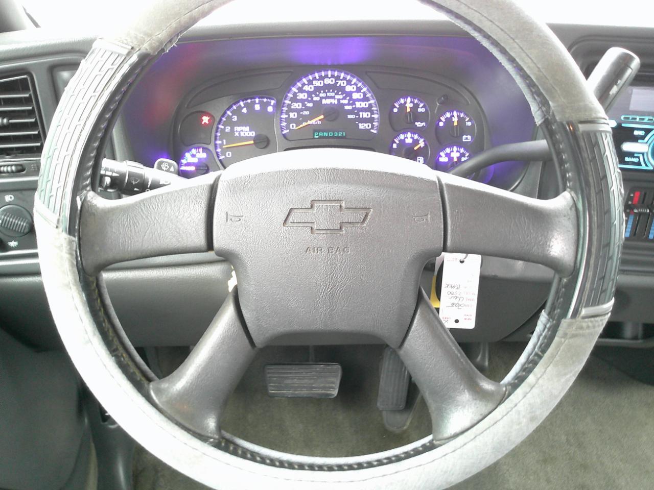 Chevrolet Silverado 2500HD LT Crew Cab 4WD 2005