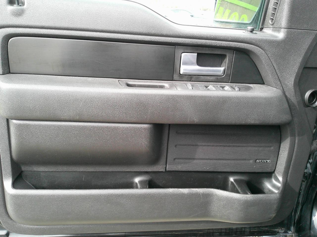 Ford F-150 FX4 SuperCrew 6.5-ft. Bed 4WD 2012