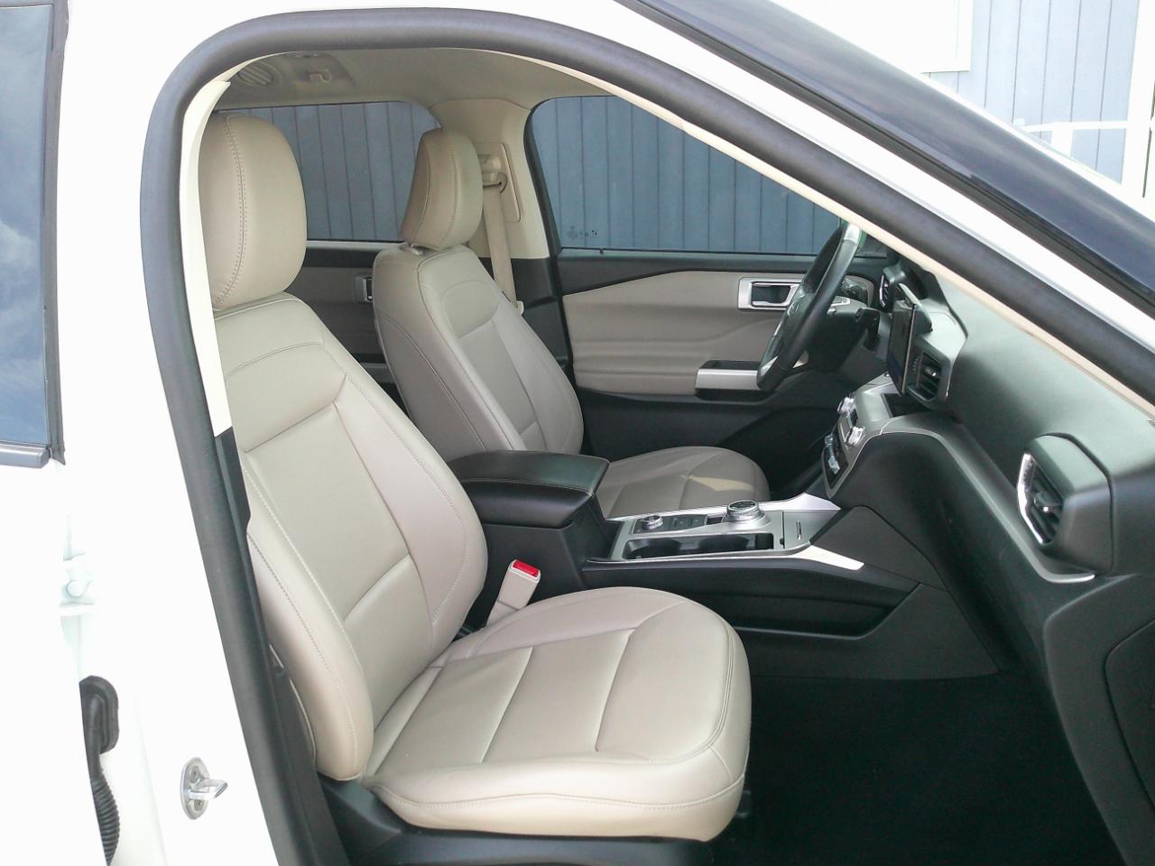 Ford Explorer XLT AWD 2023