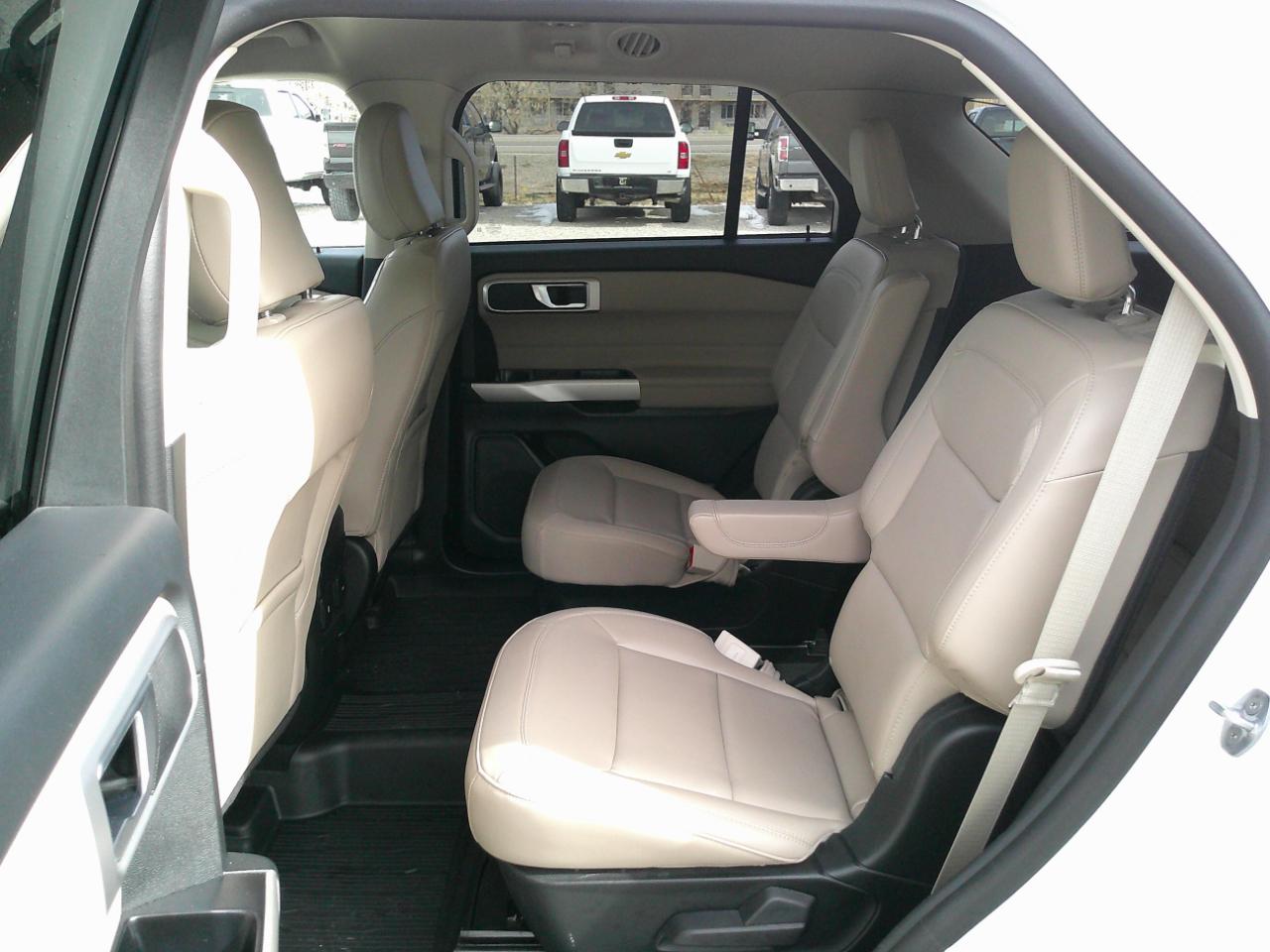 Ford Explorer XLT AWD 2023