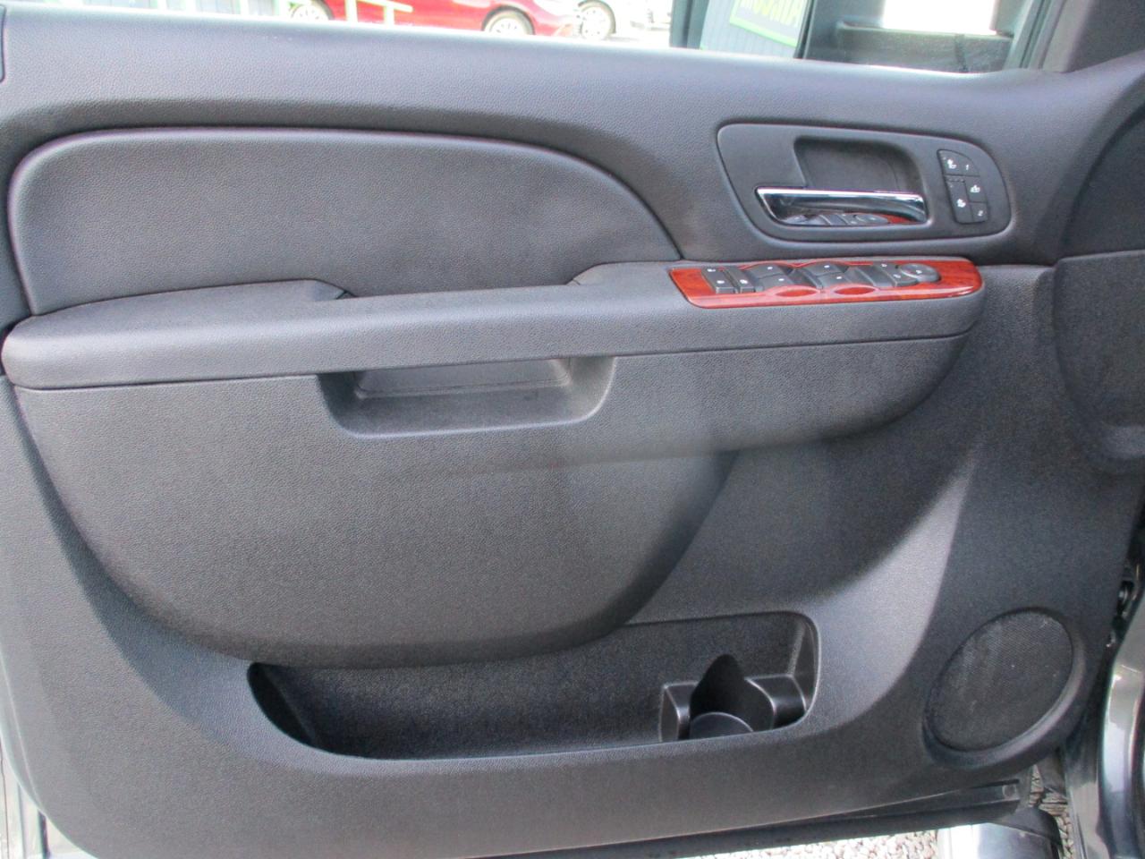 GMC Sierra 2500HD SLT Crew Cab 4WD 2011