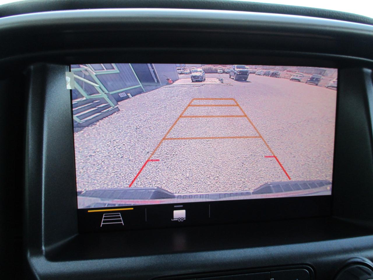 GMC Canyon AT4 Crew Cab w/Cloth 4WD 2022