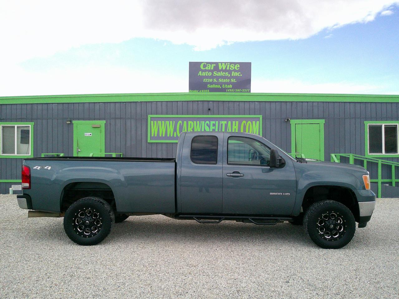 GMC Sierra 3500HD SLT Ext. Cab Long Box 4WD 2011