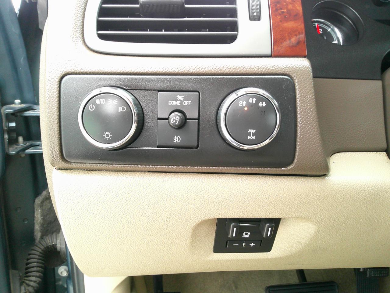 GMC Sierra 3500HD SLT Ext. Cab Long Box 4WD 2011