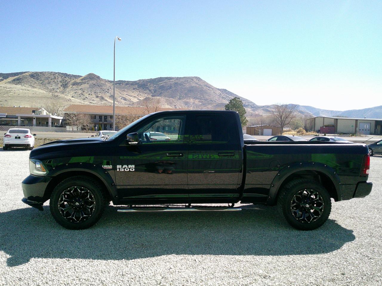 RAM 1500 Sport Quad Cab 4WD 2014