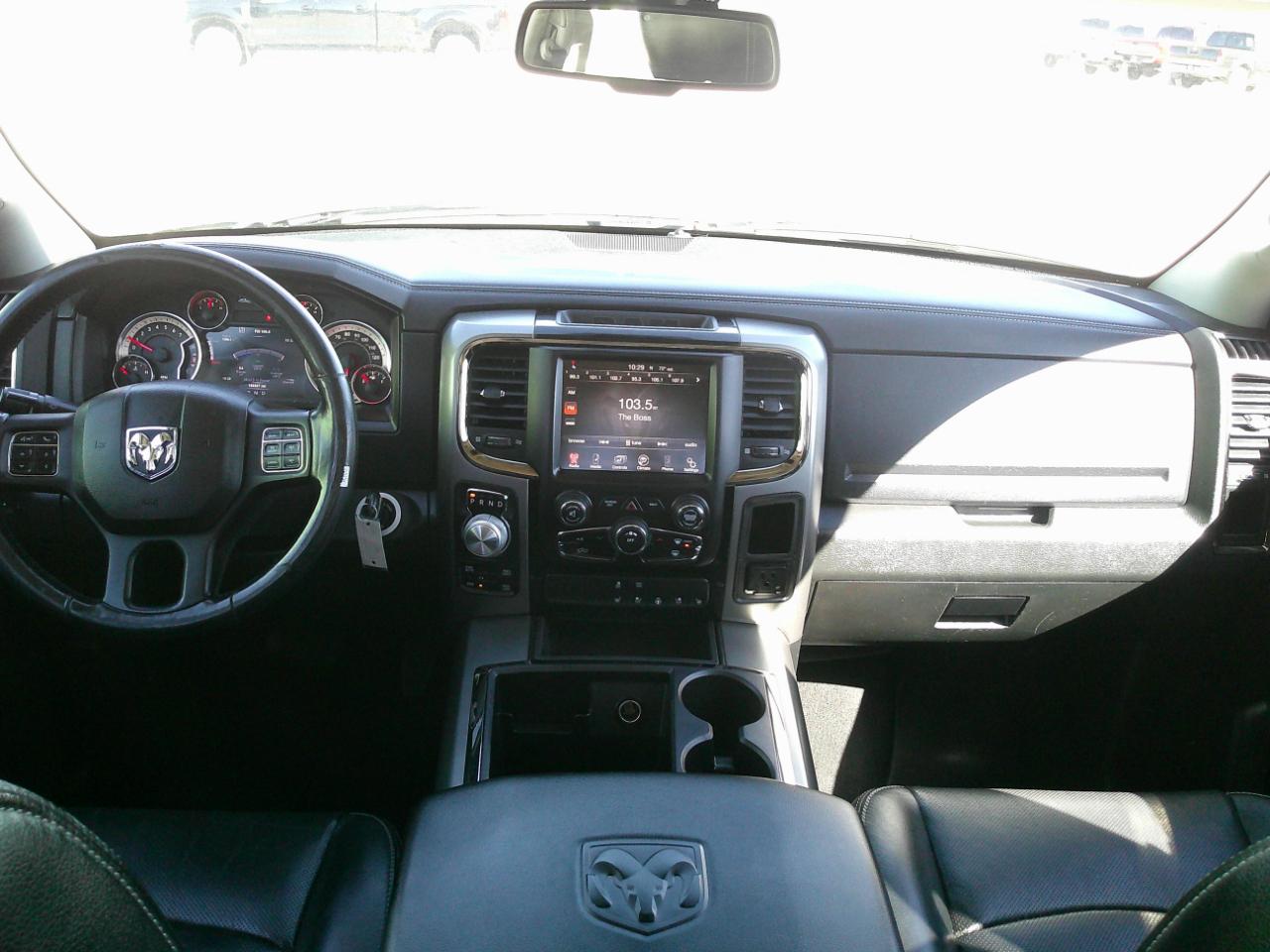 RAM 1500 Sport Quad Cab 4WD 2014