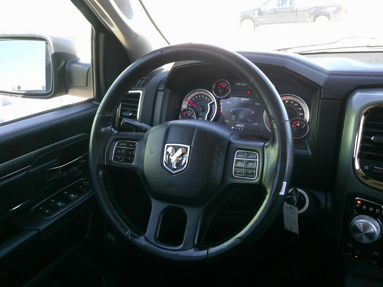 RAM 1500 Sport Quad Cab 4WD 2014