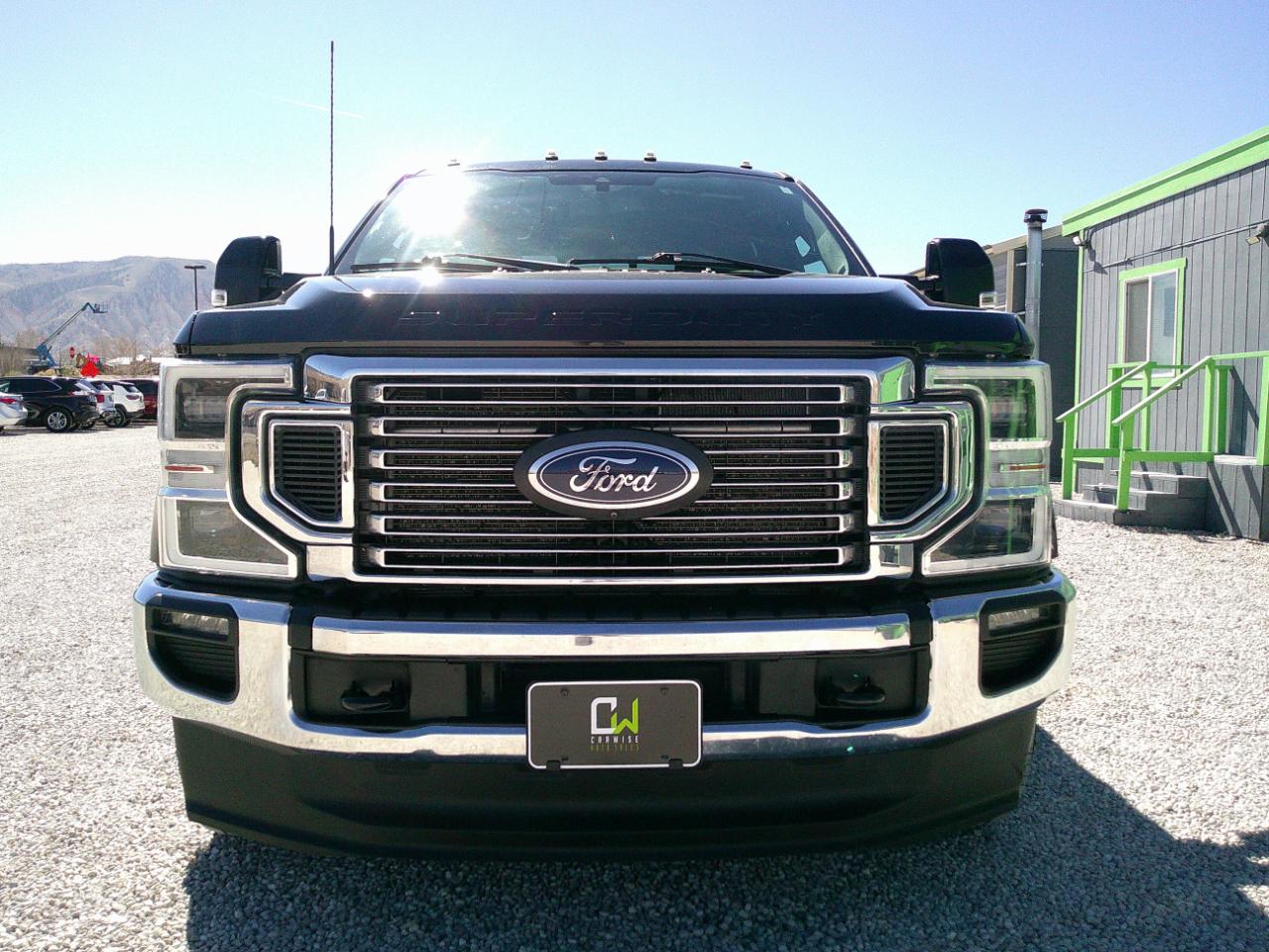 Ford F-350 SD Lariat Crew Cab Long Bed DRW 4WD 2022