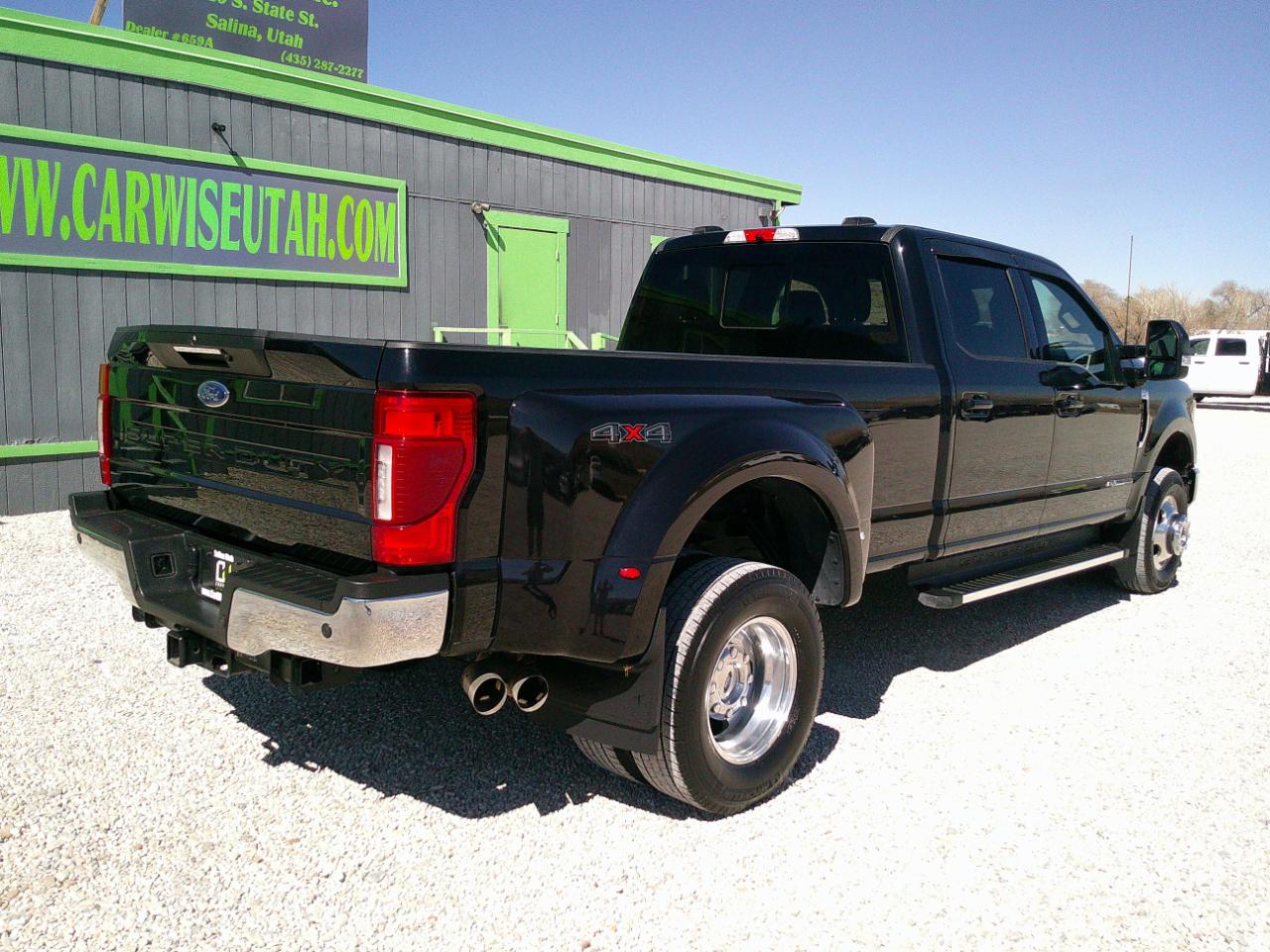 Ford F-350 SD Lariat Crew Cab Long Bed DRW 4WD 2022
