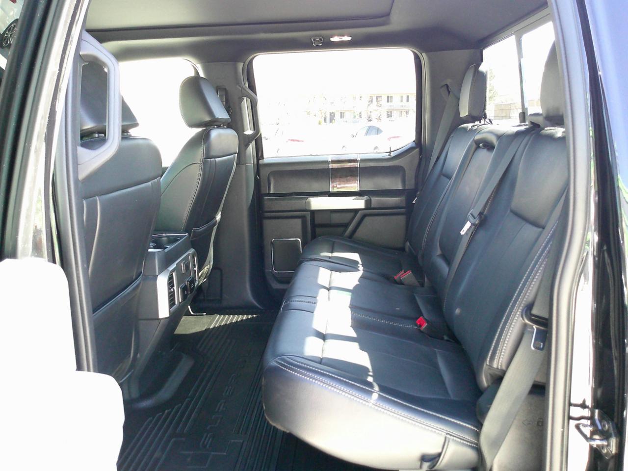 Ford F-350 SD Lariat Crew Cab Long Bed DRW 4WD 2022