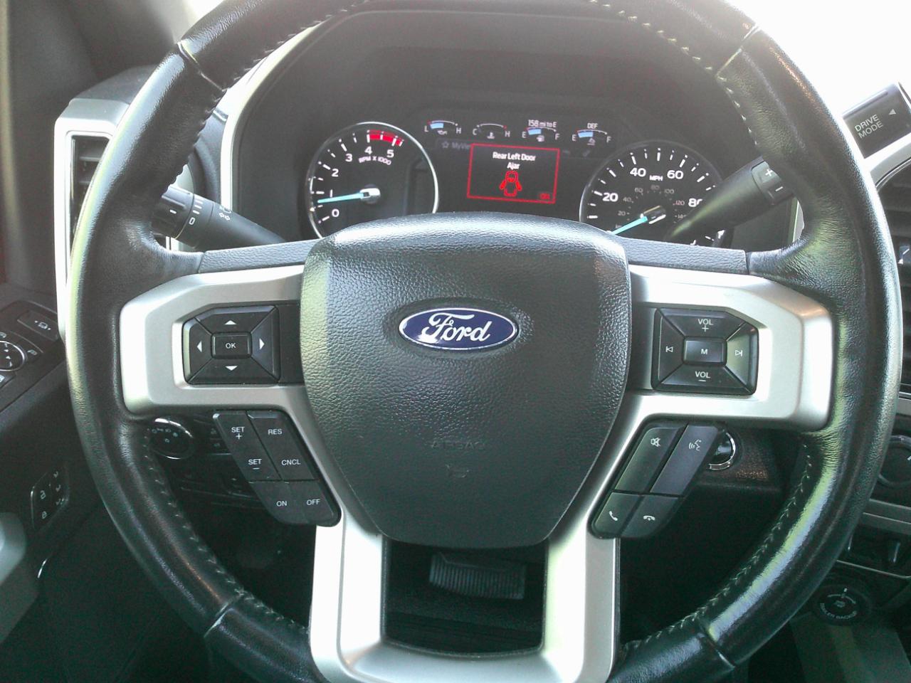 Ford F-350 SD Lariat Crew Cab Long Bed DRW 4WD 2022