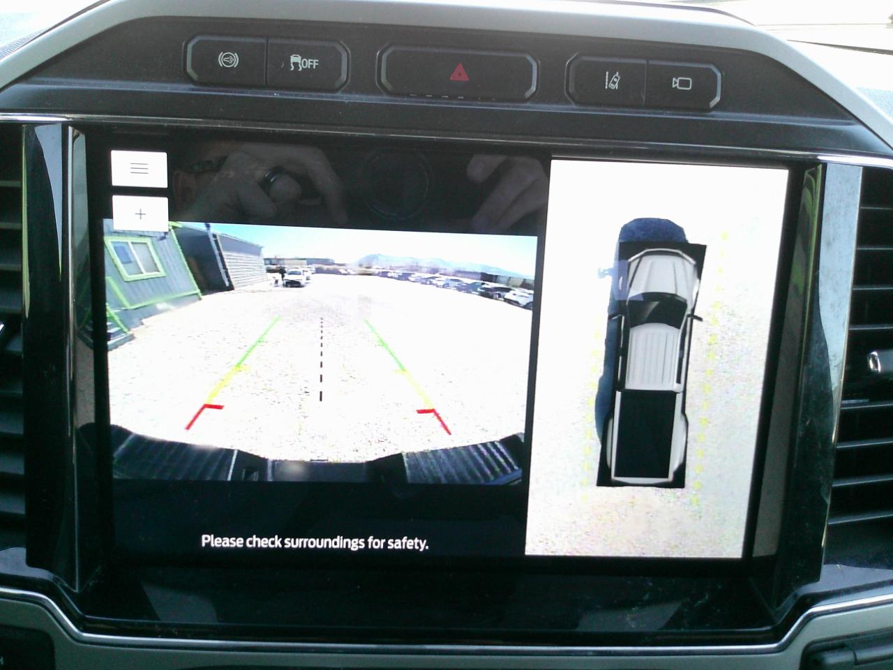 Ford F-350 SD Lariat Crew Cab Long Bed DRW 4WD 2022