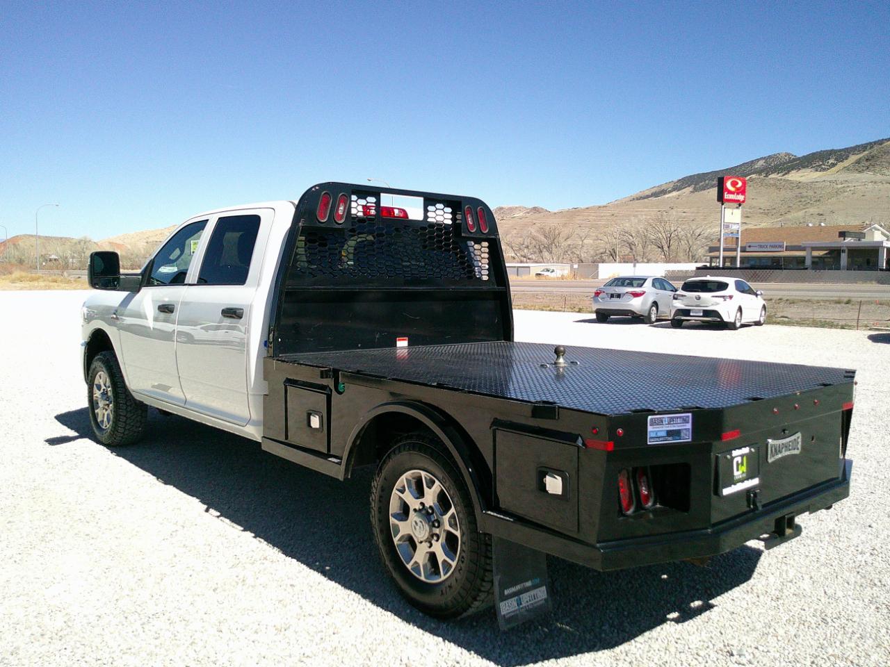 RAM 3500 Tradesman Crew Cab 4WD 2024