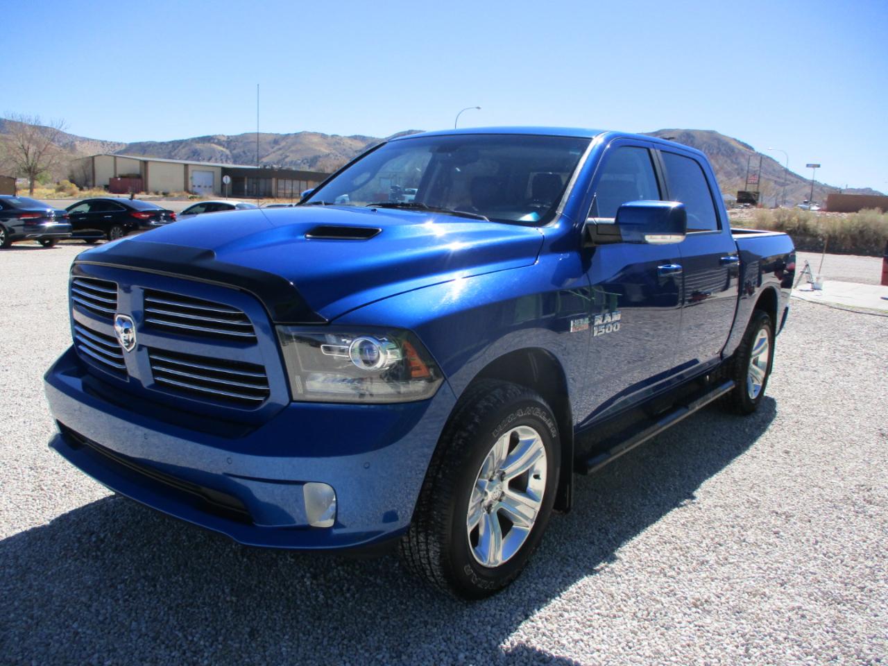 RAM 1500 Sport Crew Cab SWB 4WD 2017